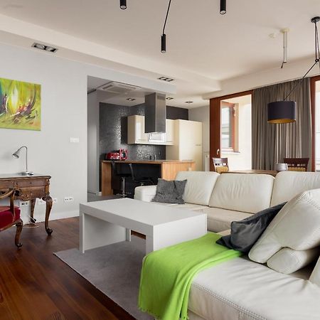 Hlonda Deluxe Apartment With Terrace ワルシャワ エクステリア 写真