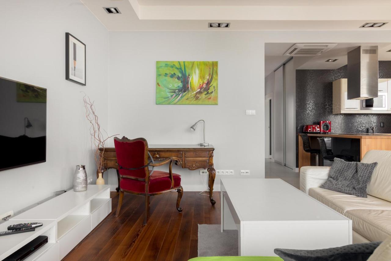Hlonda Deluxe Apartment With Terrace ワルシャワ エクステリア 写真