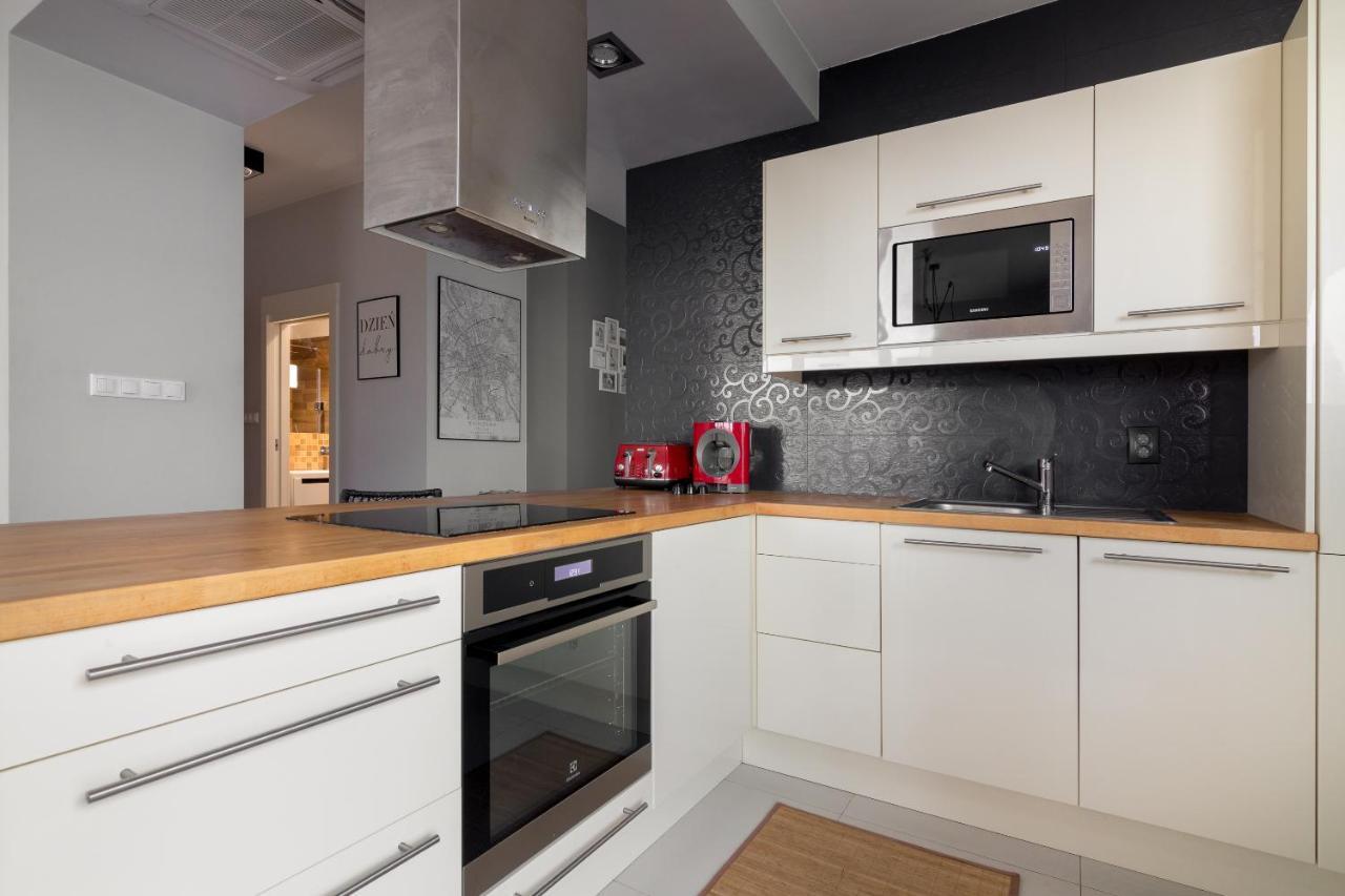 Hlonda Deluxe Apartment With Terrace ワルシャワ エクステリア 写真