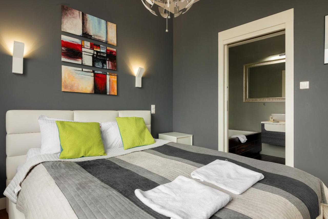 Hlonda Deluxe Apartment With Terrace ワルシャワ エクステリア 写真