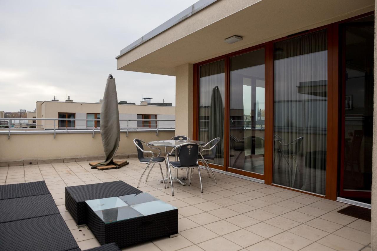 Hlonda Deluxe Apartment With Terrace ワルシャワ エクステリア 写真