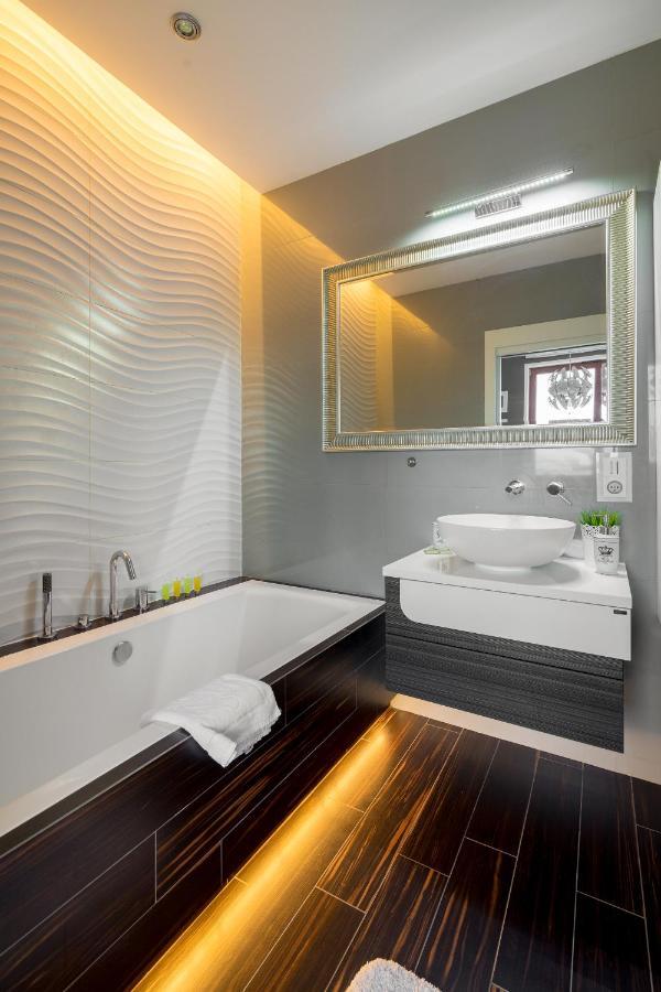 Hlonda Deluxe Apartment With Terrace ワルシャワ エクステリア 写真